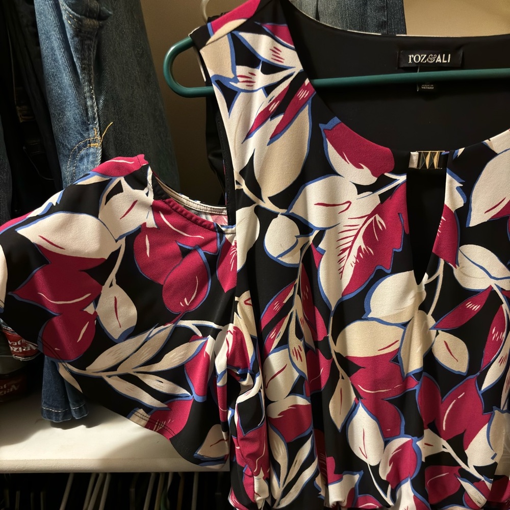 Roz & Ali floral dress